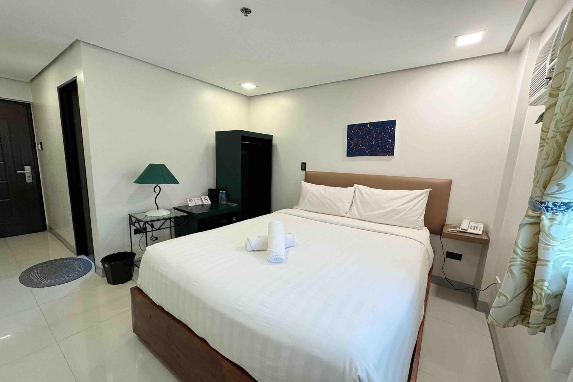 เบลโทเวอร์ ซีเชลิ สวีท Hotel วีกัน ภายนอก รูปภาพ